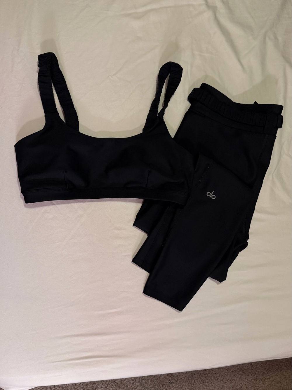 ALO Yoga Black Ruched-Strap Sports Bra (M) and High-Rise Leggings(S)